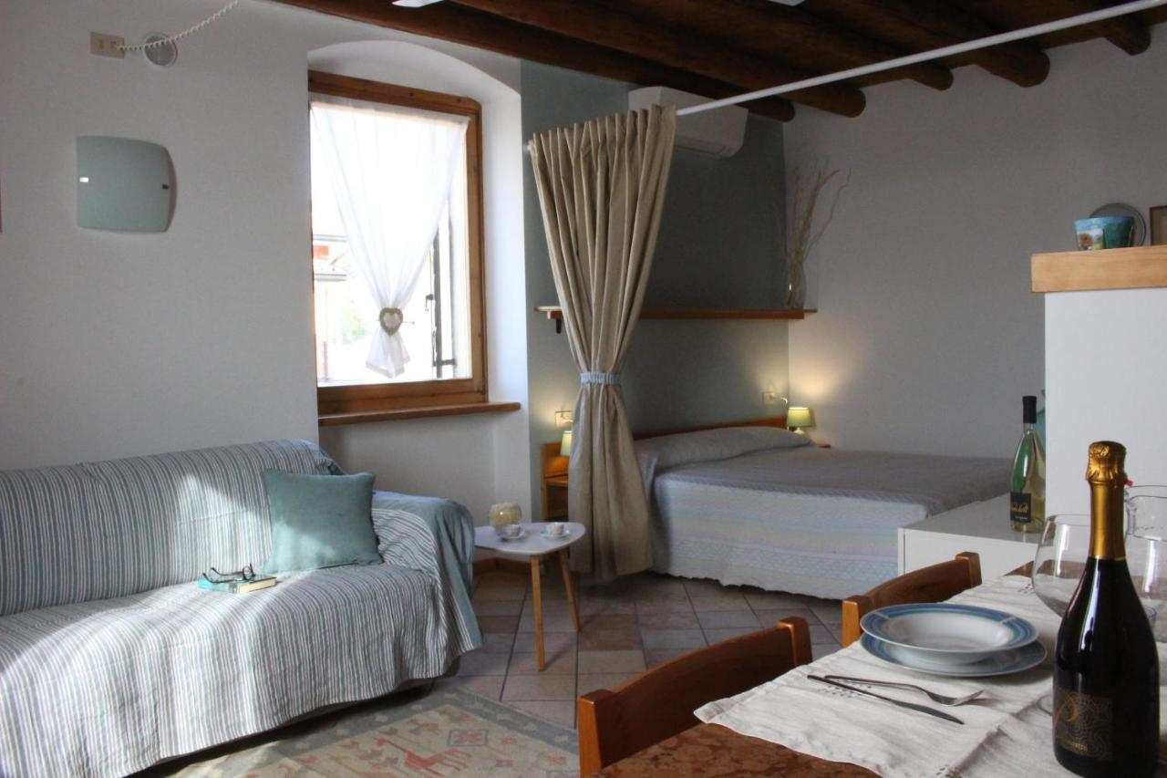 Agriturismo Le Ginestre ลาซีเซ ภายนอก รูปภาพ