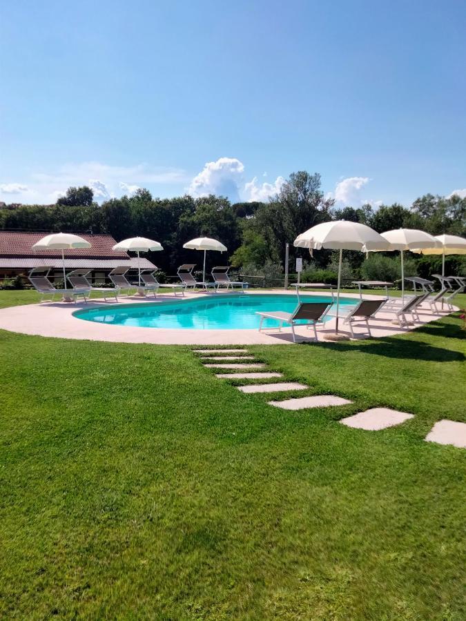 Agriturismo Le Ginestre ลาซีเซ ภายนอก รูปภาพ